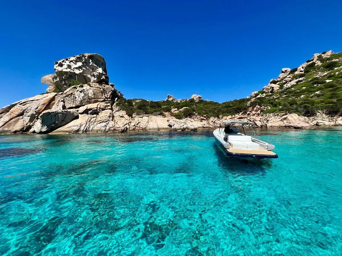 La Striscia Larga Bed & Breakfast San Pasquale 3*,  Italy
