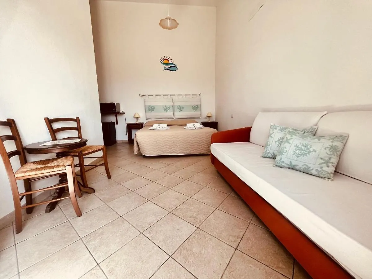 La Striscia Larga Bed and Breakfast San Pasquale 3*,  Italien