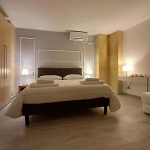 Idomeneo 63 Bed & Breakfast Lecce